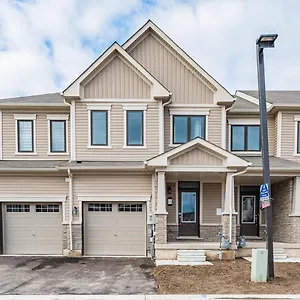 https://luxury-townhouse-close-to-fairview-casino-in-niagra-falls.niagara-fallshotels.com